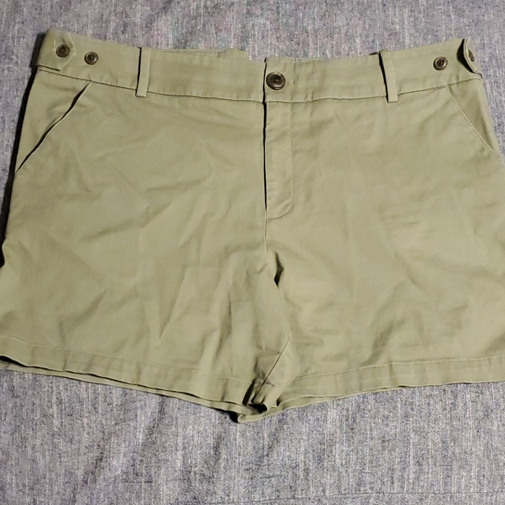 AVA & VIV shorts
